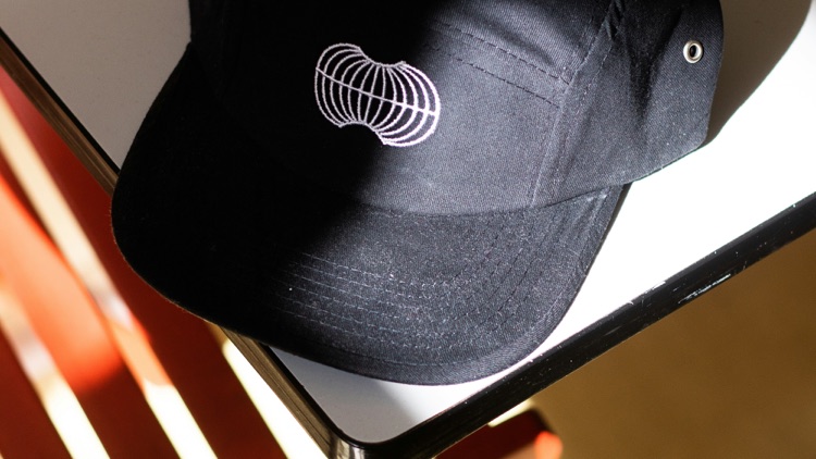 Performance Cap Manufacturing: What Buyers Should Specify Before Sampling